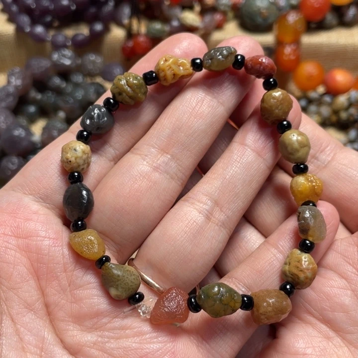 小***六玛瑙/玉髓合金手链