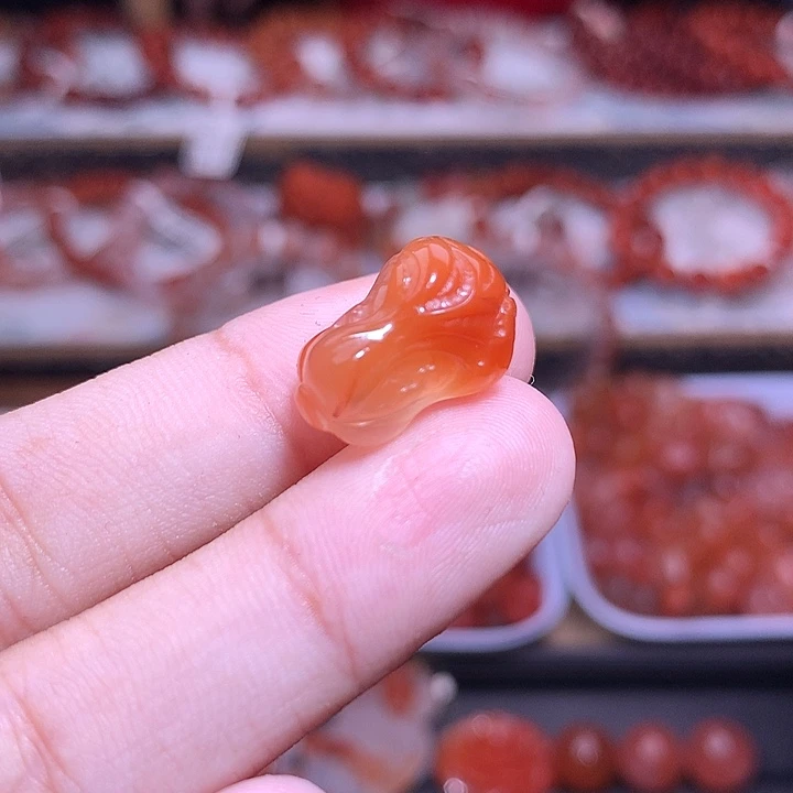 南红玛瑙未镶嵌珠宝半成品白菜