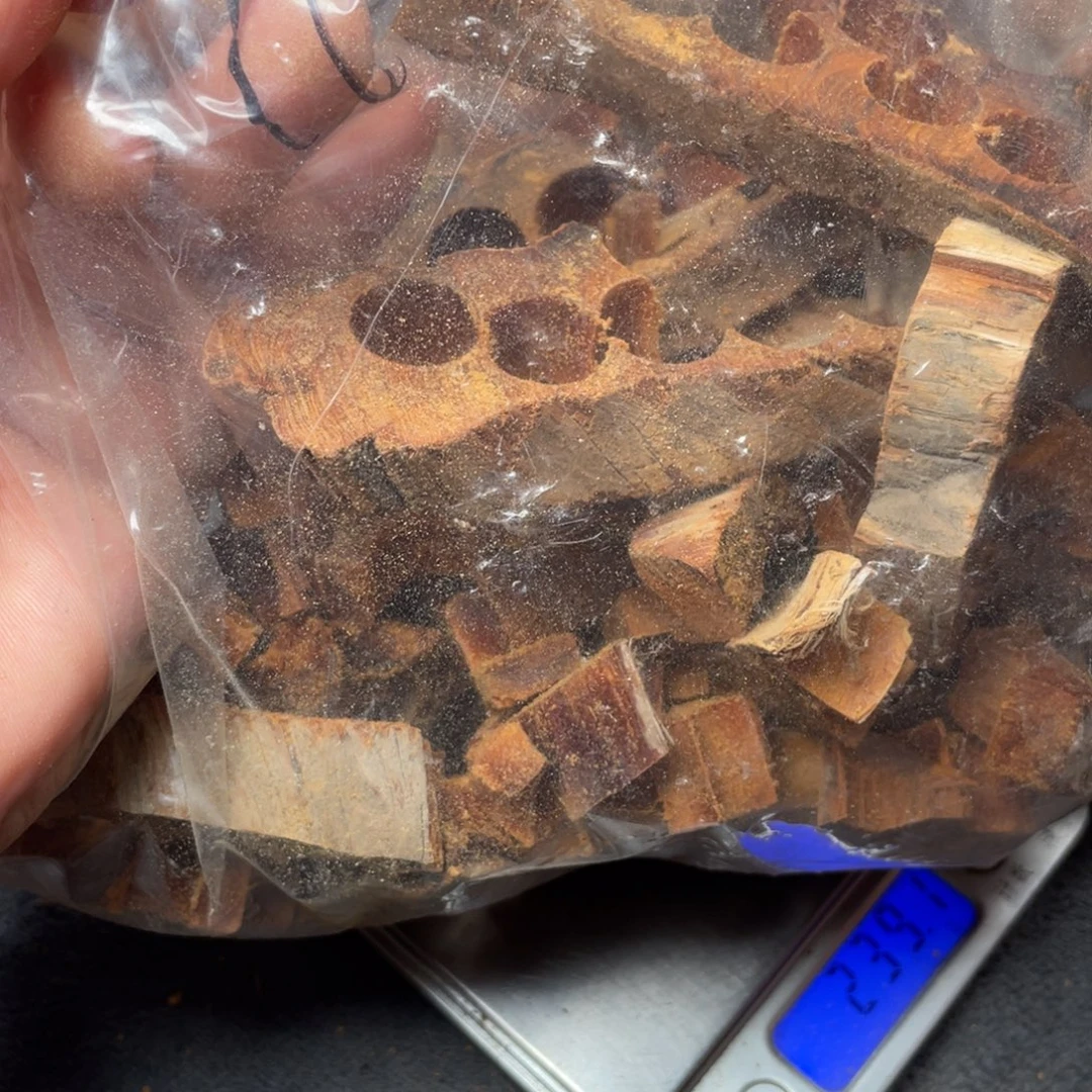 ****橙柏木（崖柏）400来克太行板根骨料