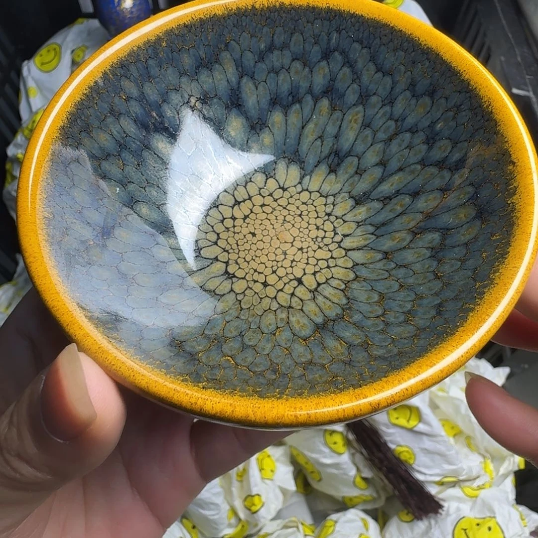 茶盏是因为它具有极致