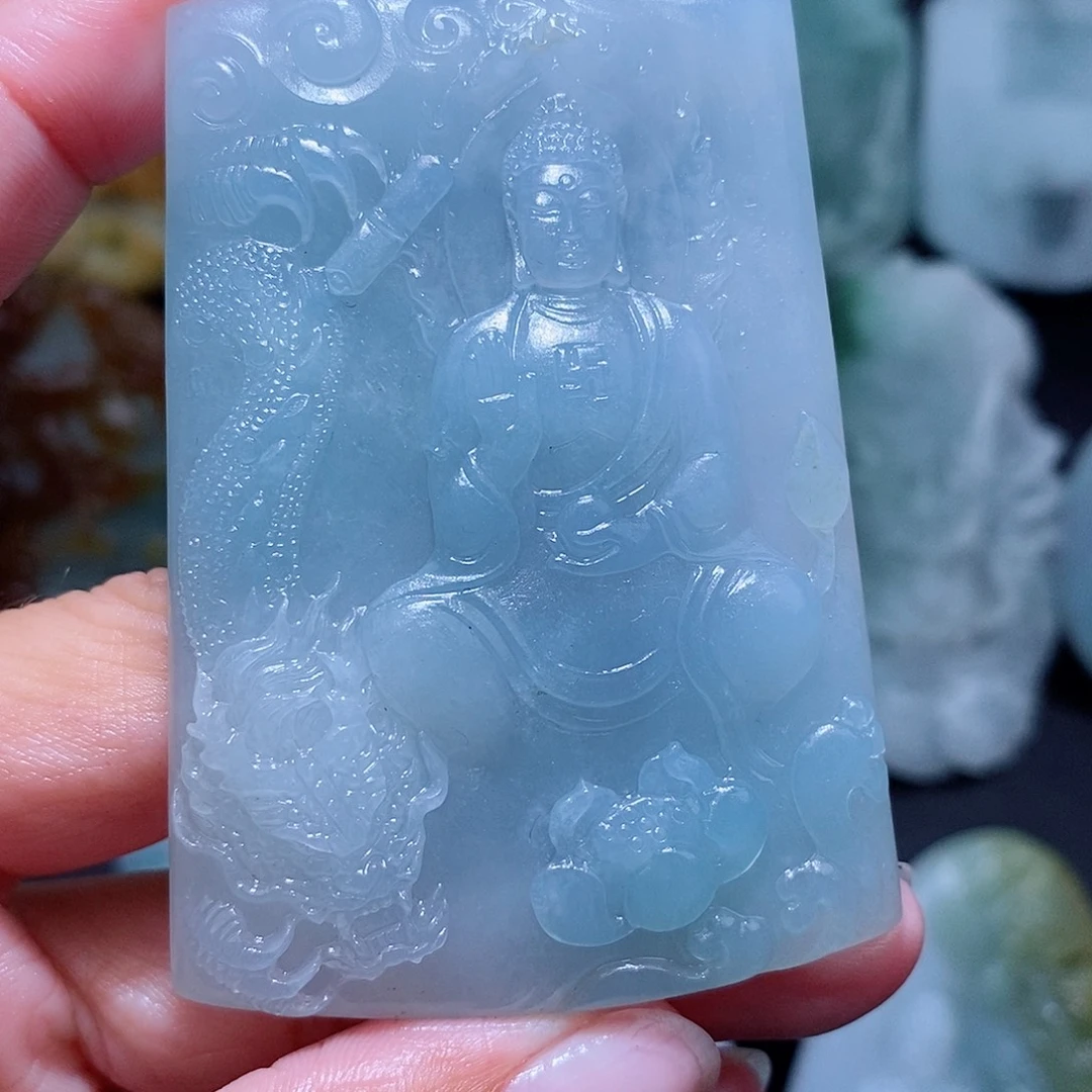 吕***娃定制翡翠未镶嵌翡翠