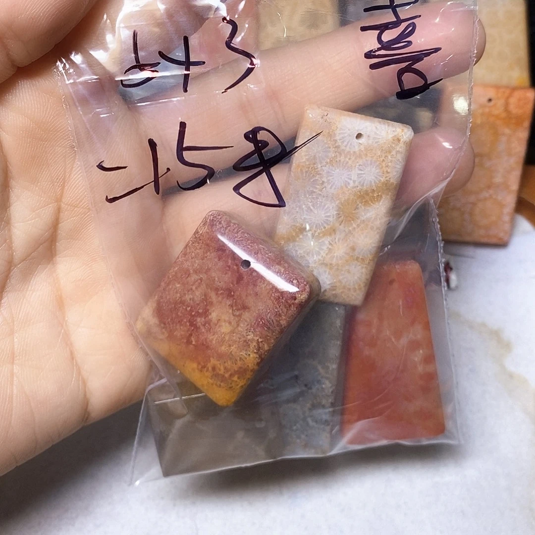 囍***·硅化玉珊瑚玉未镶嵌