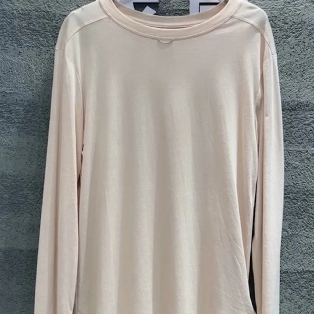 圆领INS风长袖韩系圆领舒适长袖T恤薄款宽松女款套头百搭时尚纯色