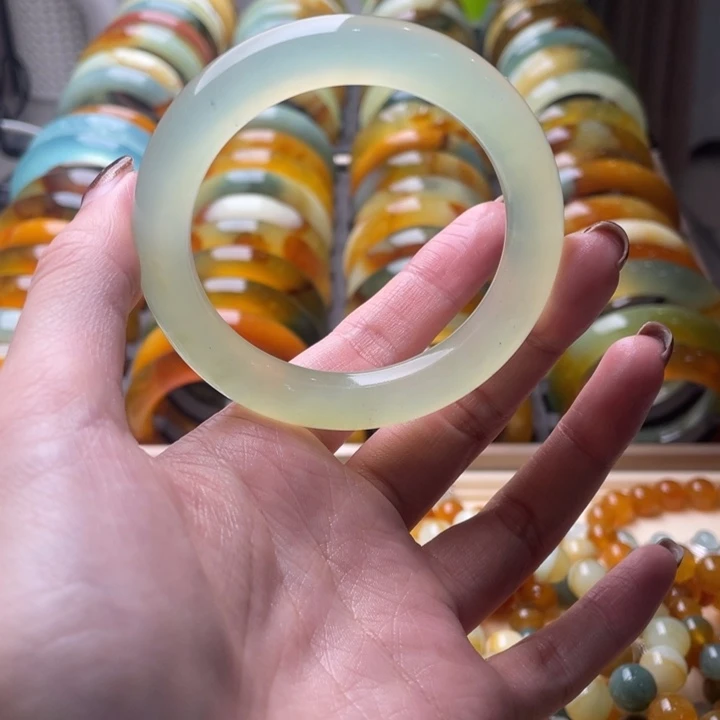 蛇纹石玉手镯未镶嵌53.9