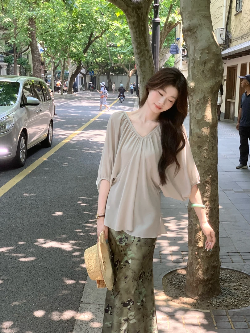 EIA一尧【闲春】气质松弛感女人上衣+半裙缎面高级显瘦复古小众套装