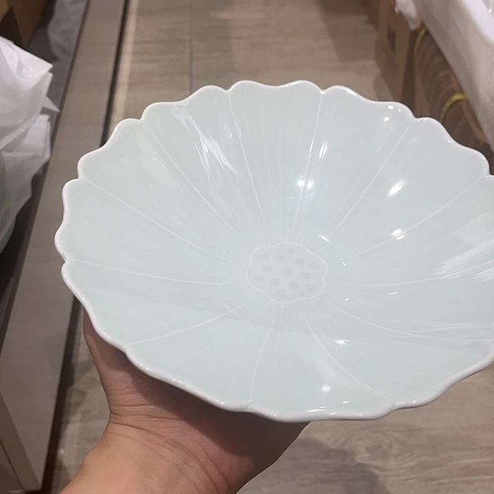 红***妆9寸影青小脚莲心碗