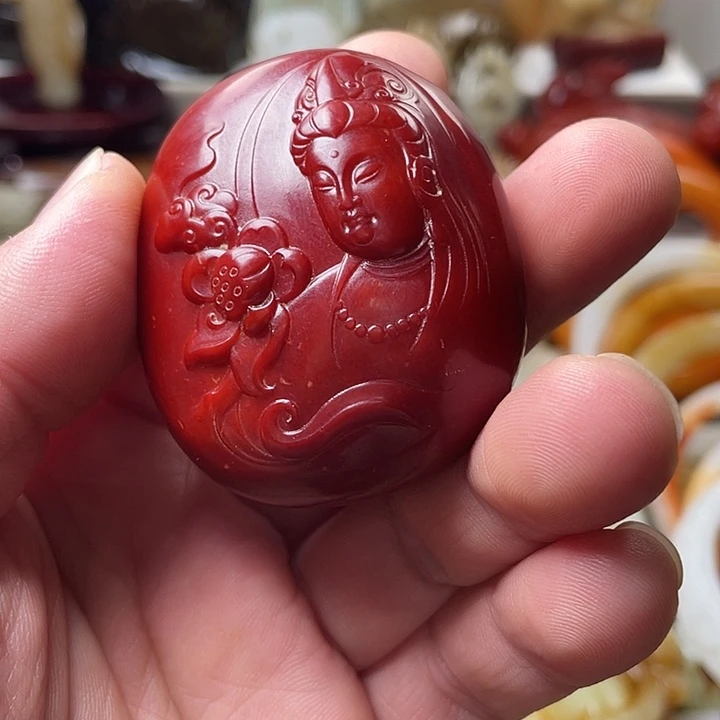 皇***勒和田玉未镶嵌颈饰