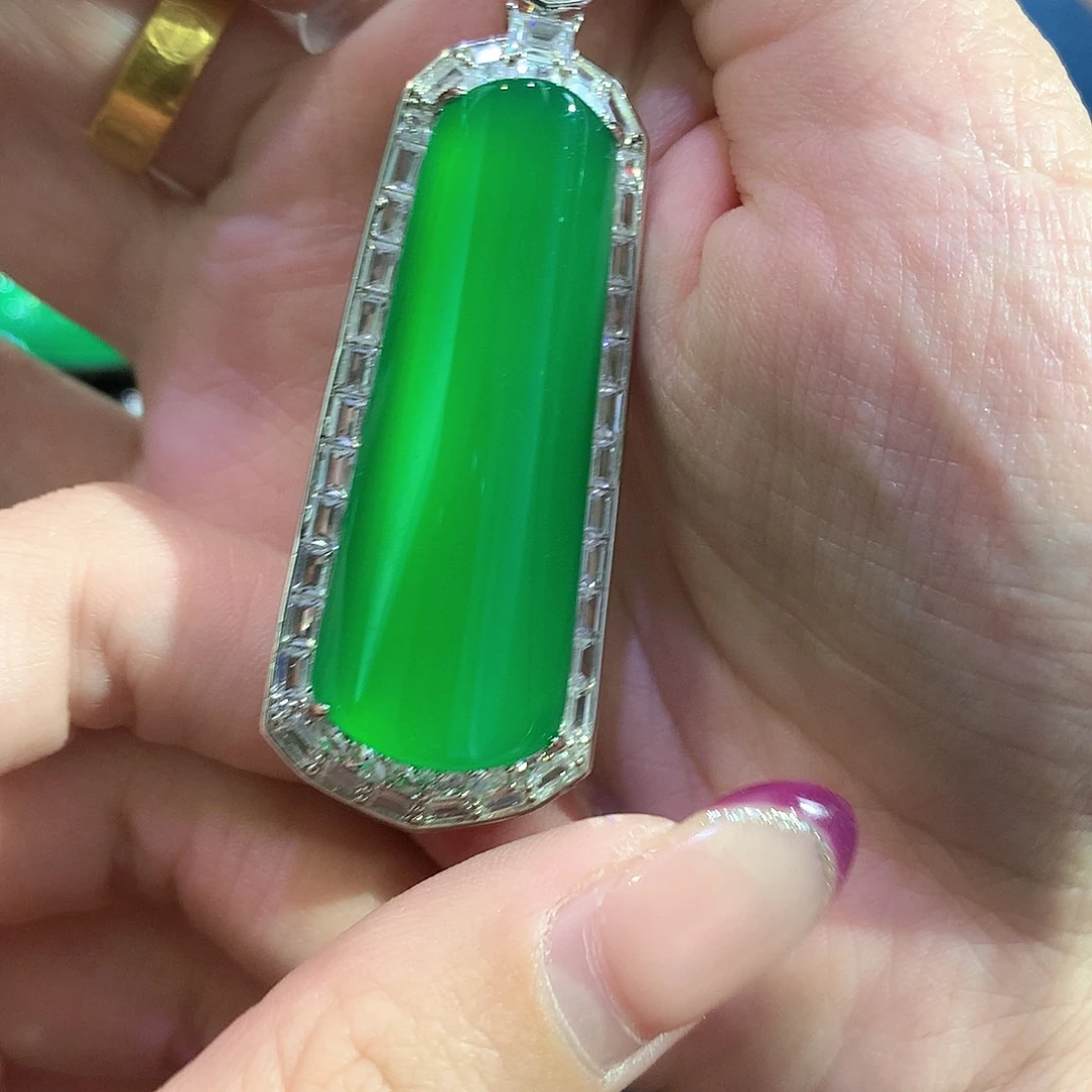 银S925镶嵌颈饰玛瑙/玉髓蓮*?