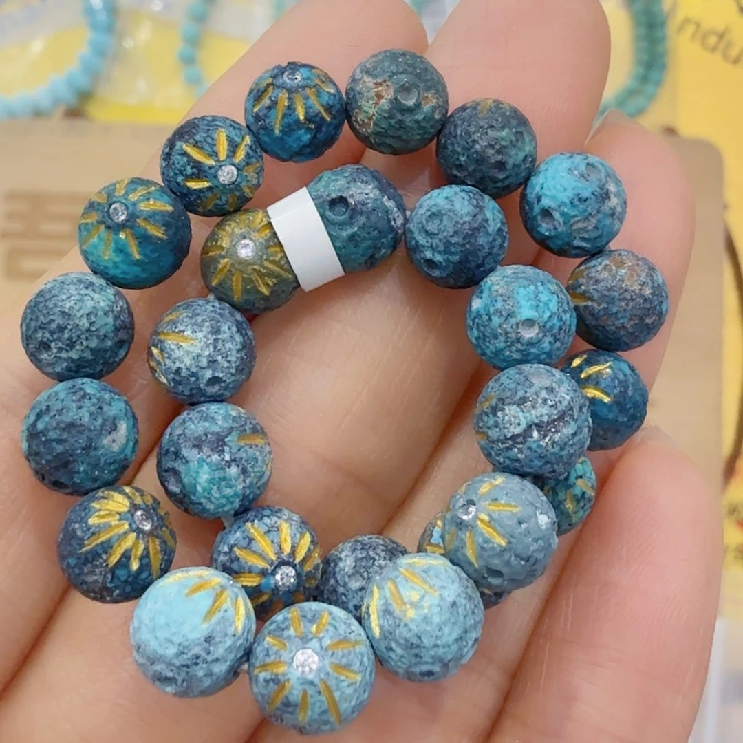 绿松石未镶嵌珠宝奇石