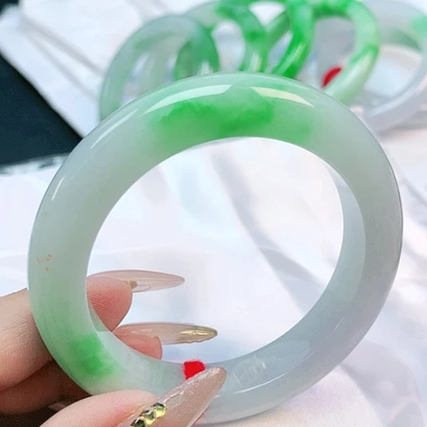 未镶嵌手镯翡翠1853