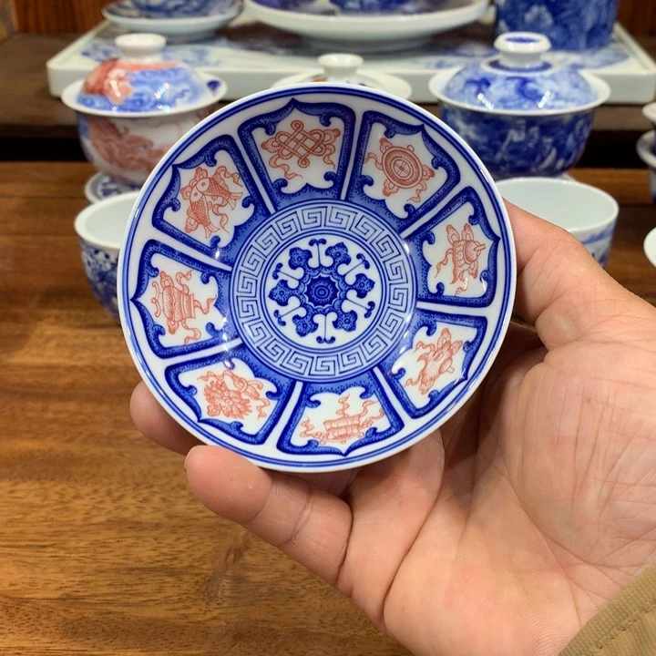 柴窑青花缠枝八宝主人杯