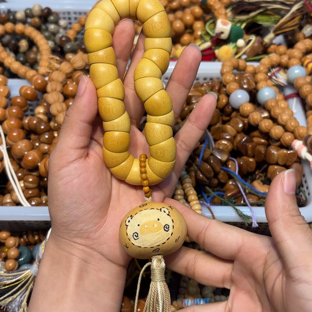 吊坠猴头核桃金丝竹大肠手持