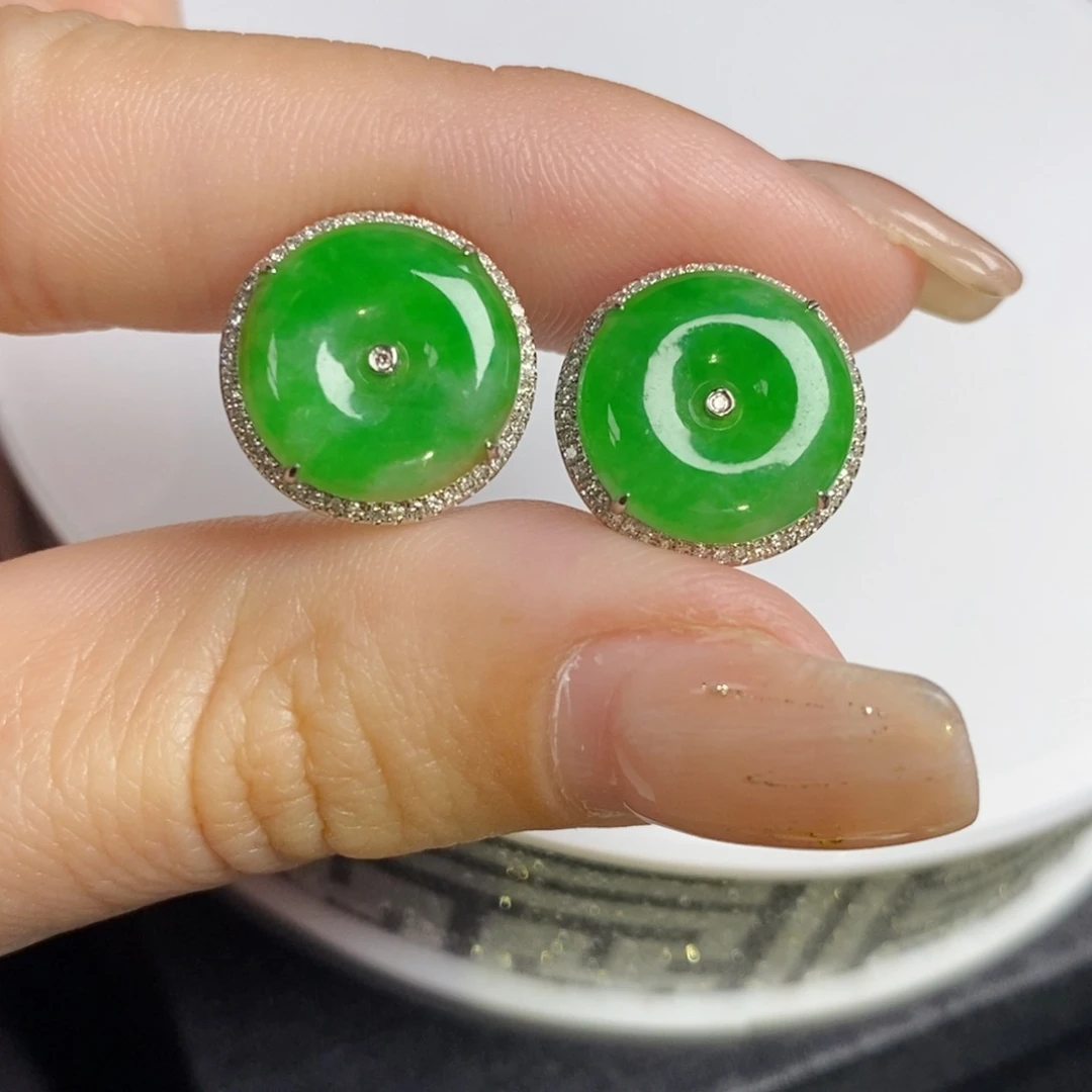 翡翠18K金镶嵌耳饰小扣子耳包