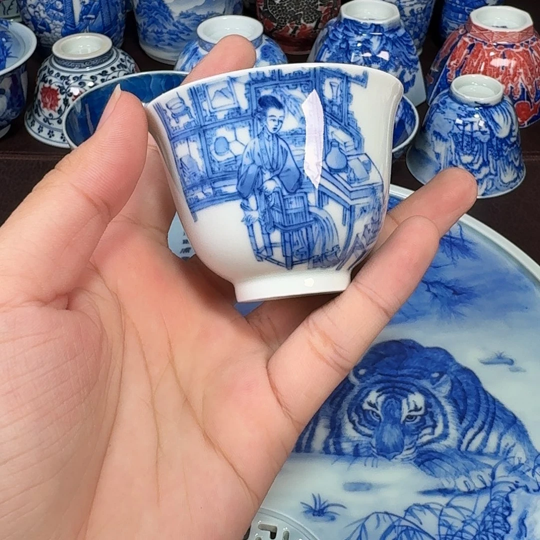 现代景德镇陶瓷杯