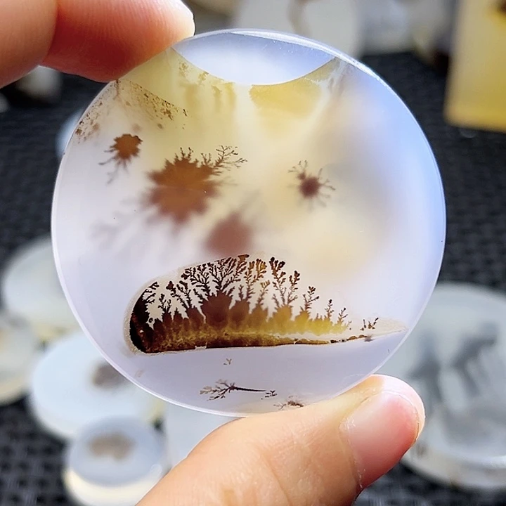 y***-玛瑙/玉髓未镶嵌珠宝半成品