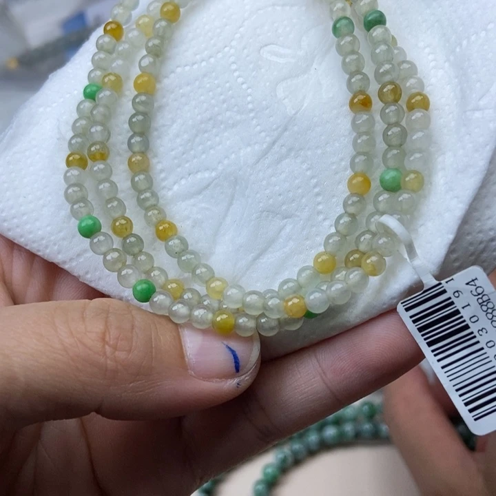 翡翠未镶嵌颈饰123