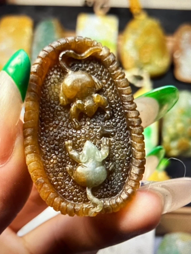 天然A货翡翠一证一物基地发货
