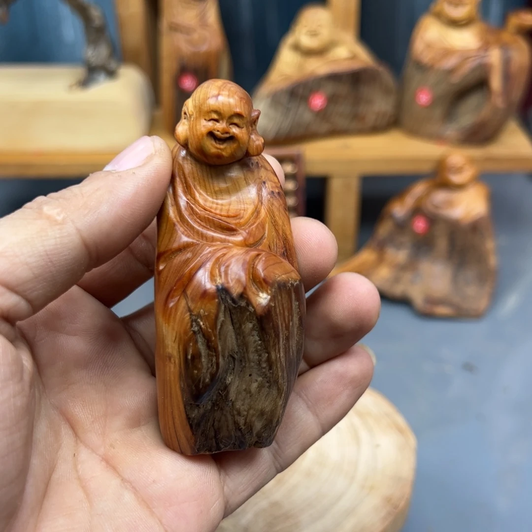 同***热木崖柏木摆件手把件