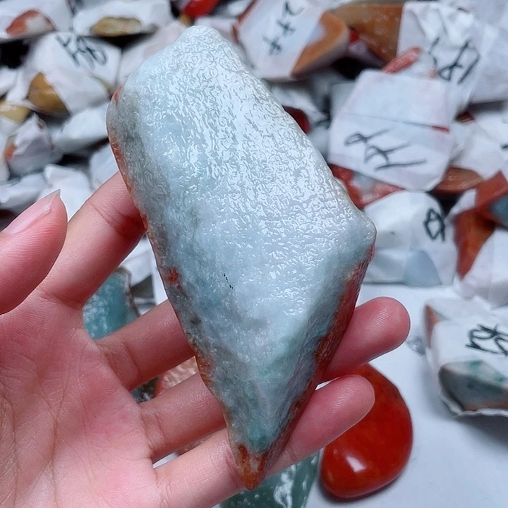 大***天颈饰未镶嵌翡翠翡翠