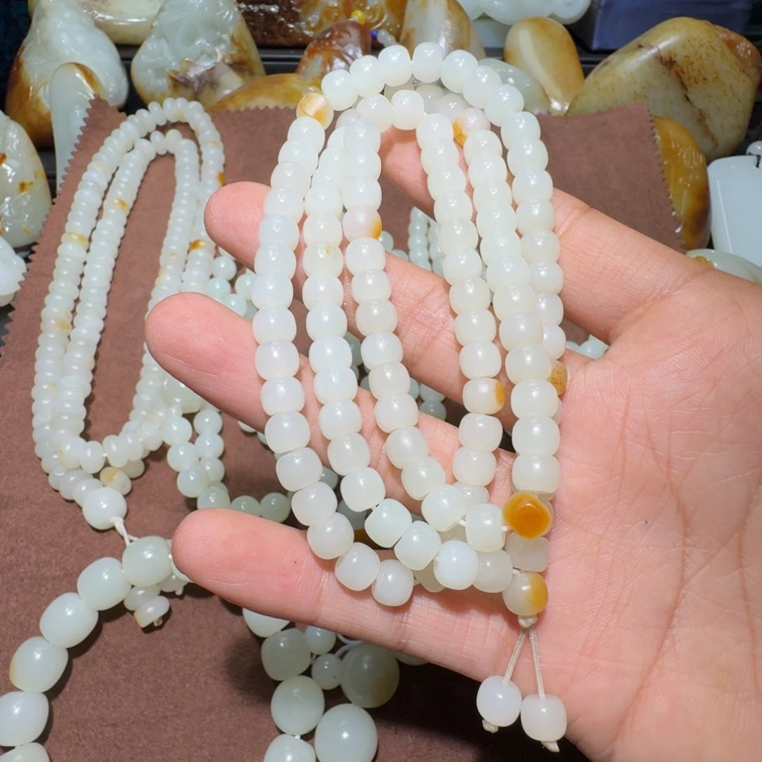 和***下和田玉未镶嵌项链