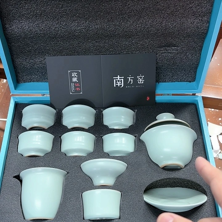 孤品茶具套装等。