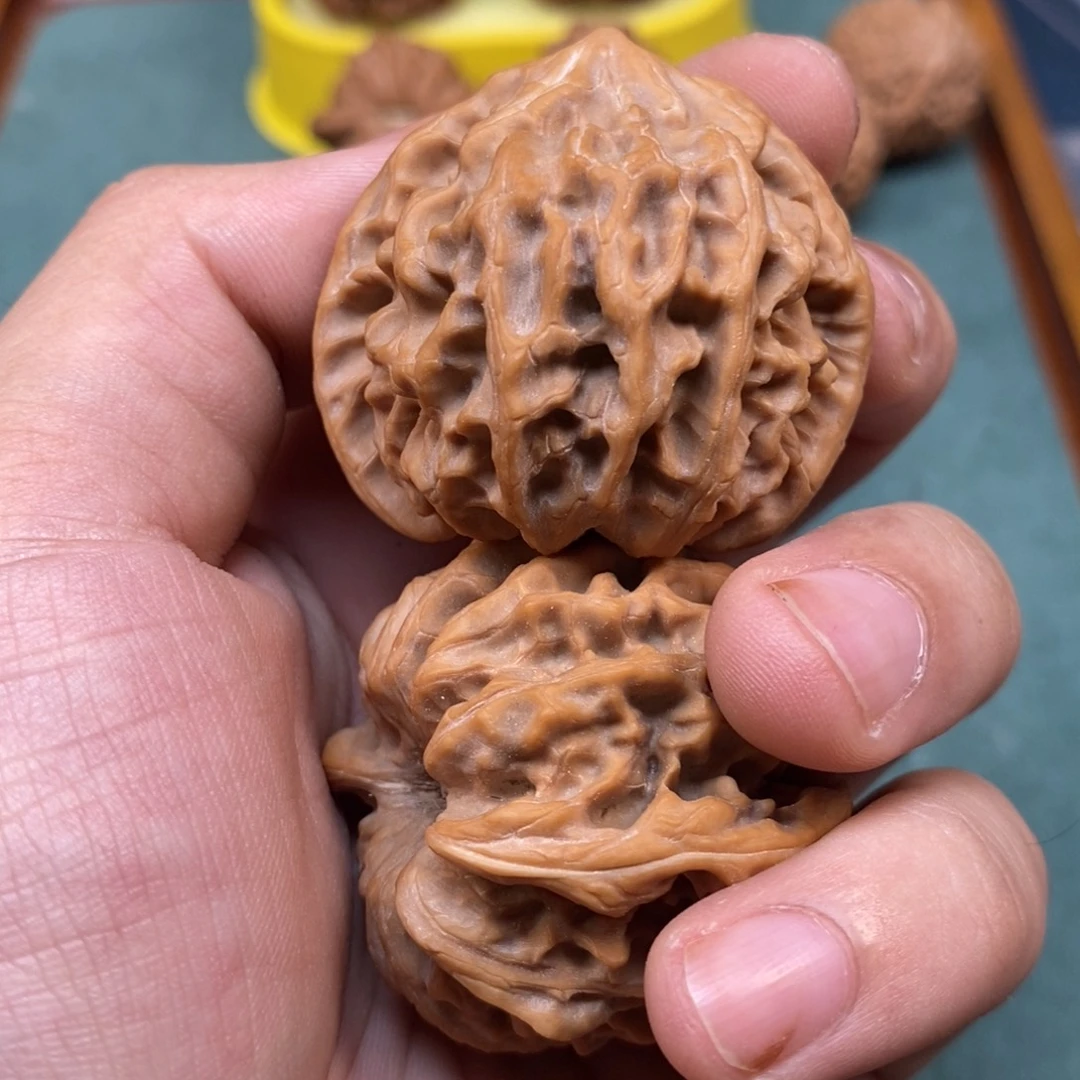 小***学吊坠桃核龙门涧老树