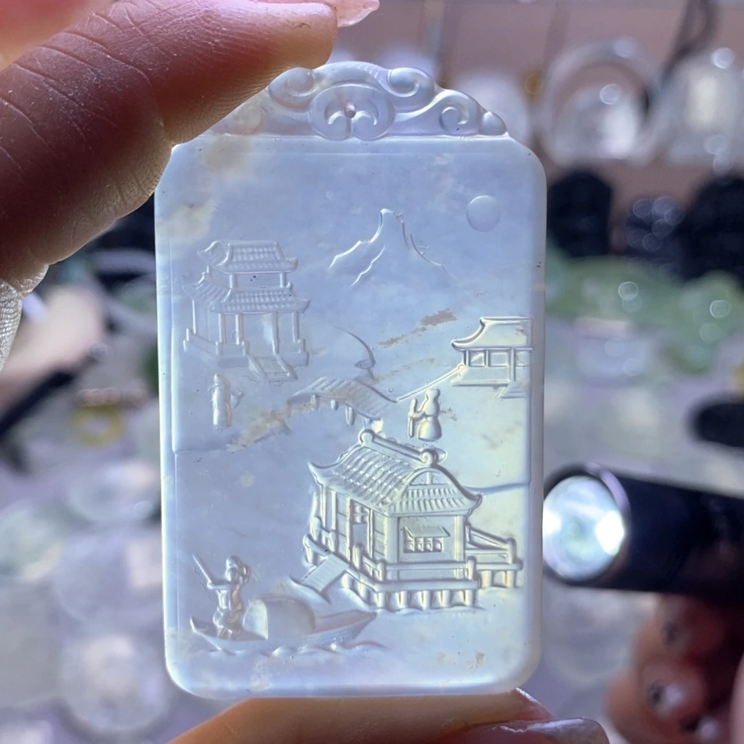 蛇纹石玉未镶嵌颈饰