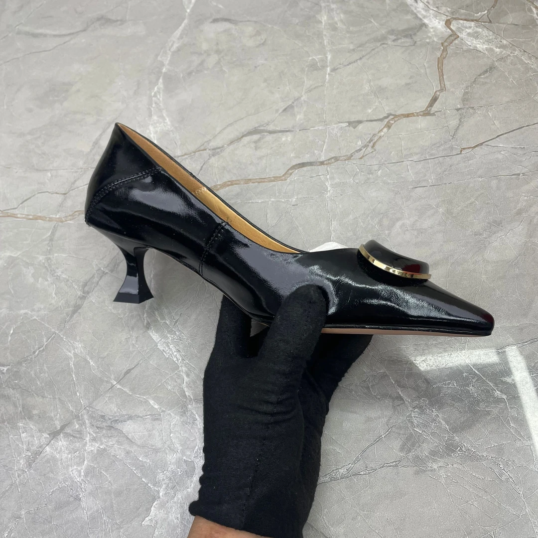 单鞋女（牛皮）h8068（孤品）e区38码