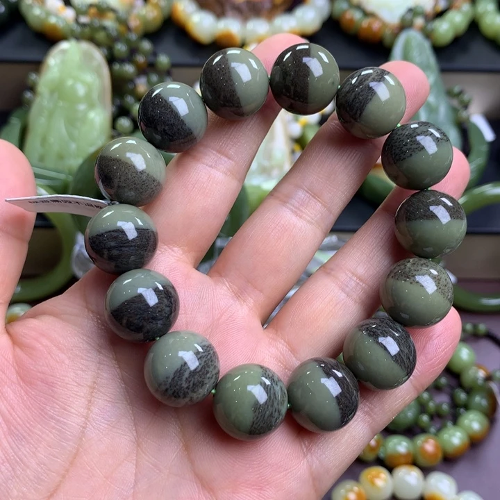 用***1未镶嵌手链透闪石质玉