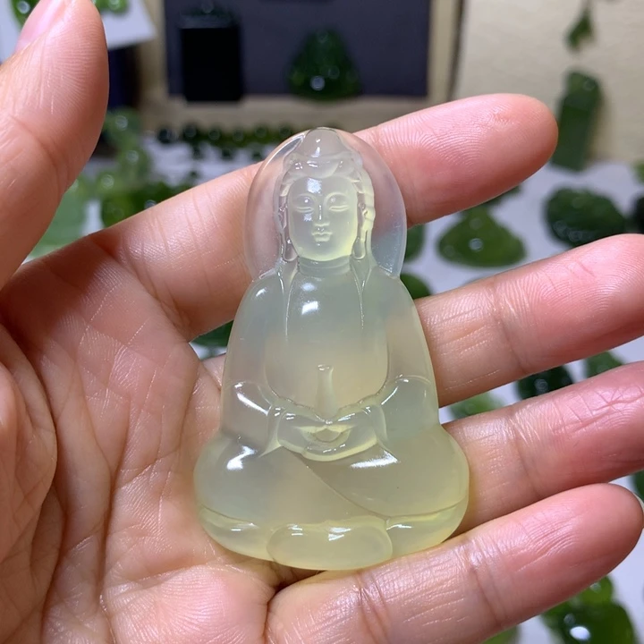 岫玉未镶嵌颈饰吊坠