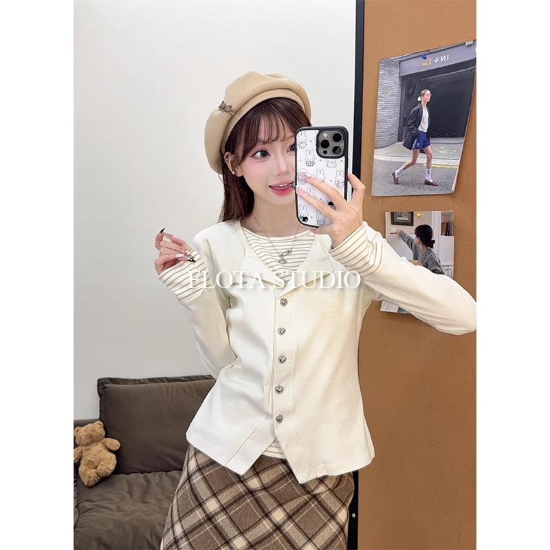【flota】爱心纽扣条纹撞色假两件长袖T恤女知性风秋冬修身上衣2701