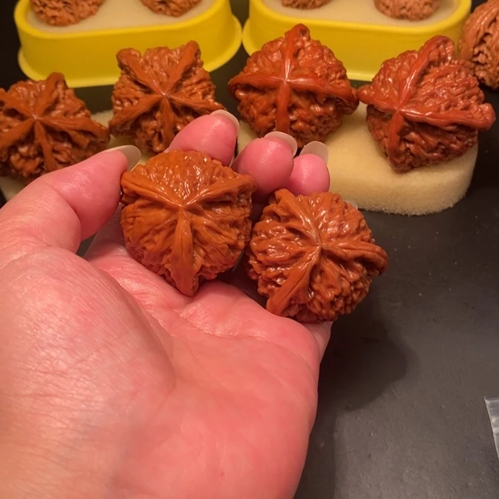 星***巴核桃手串/手链工艺三棱