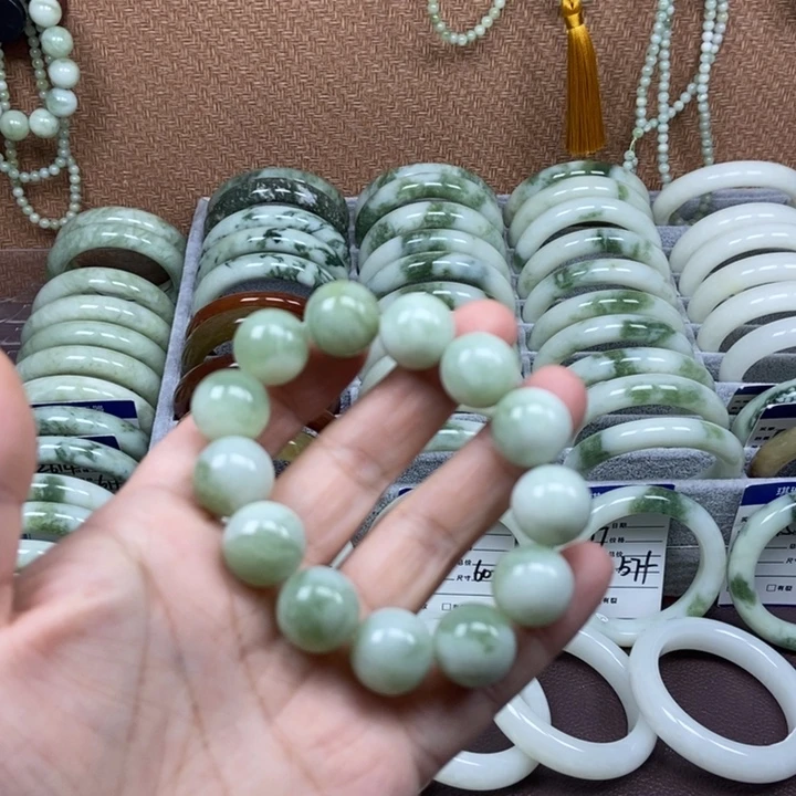 蛇纹石玉未镶嵌手链