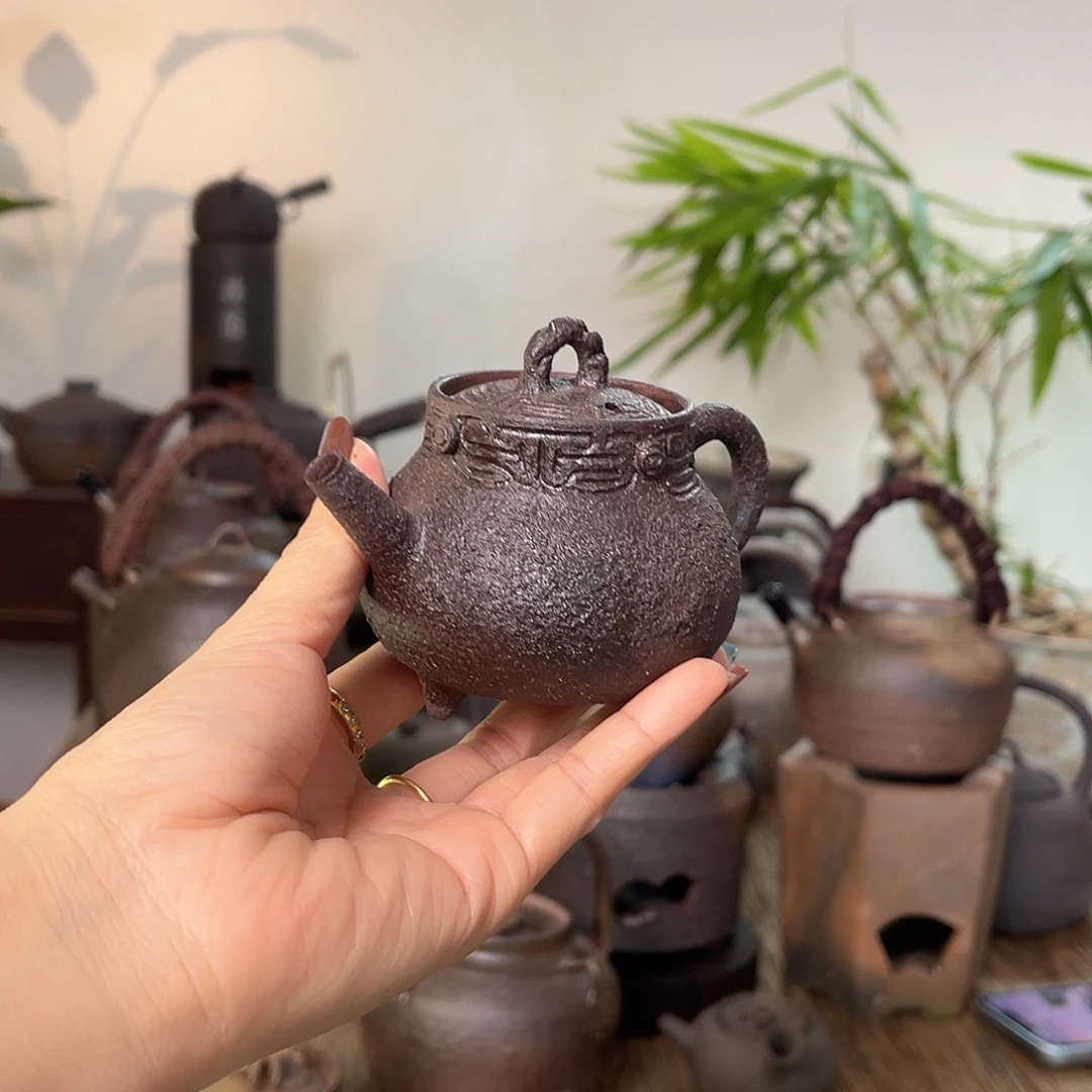 藏***真三足小壶原矿老岩泥