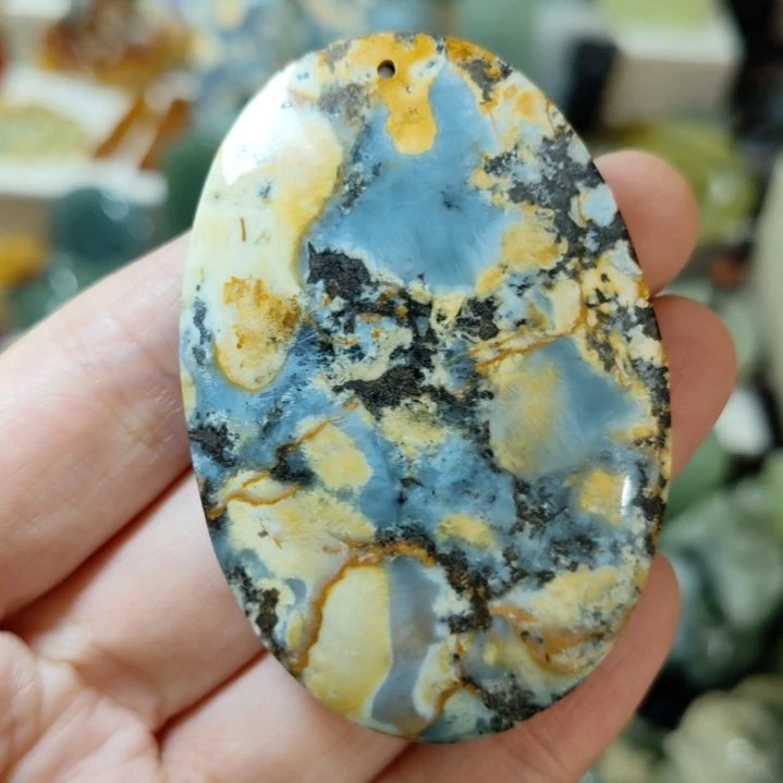 穿***l岫玉未镶嵌挂坠款式