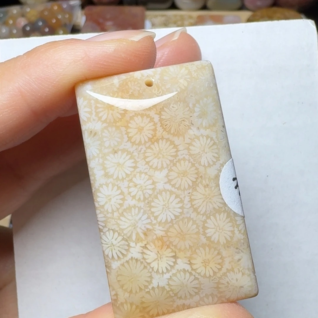 硅化玉大部分美花未镶嵌