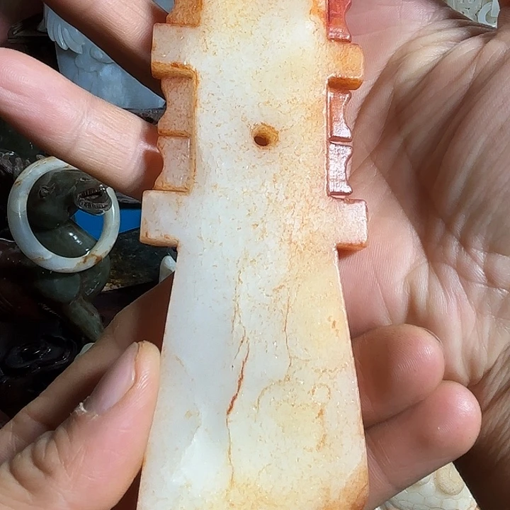 和田玉未镶嵌把件