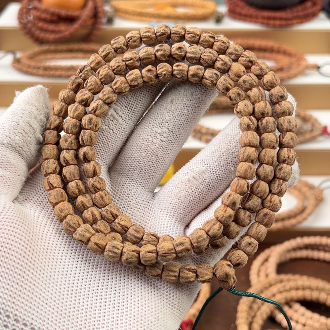 柏香籽/百香籽吊坠8左右