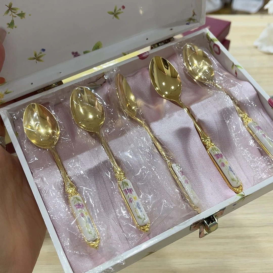 精品进口瓷器瓷片