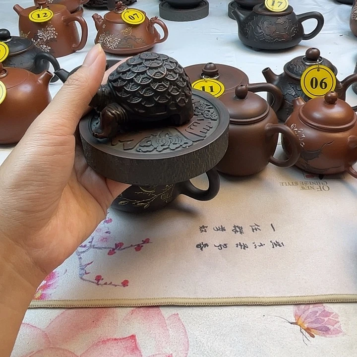 烈****往广西钦州坭兴陶茶壶茶壶