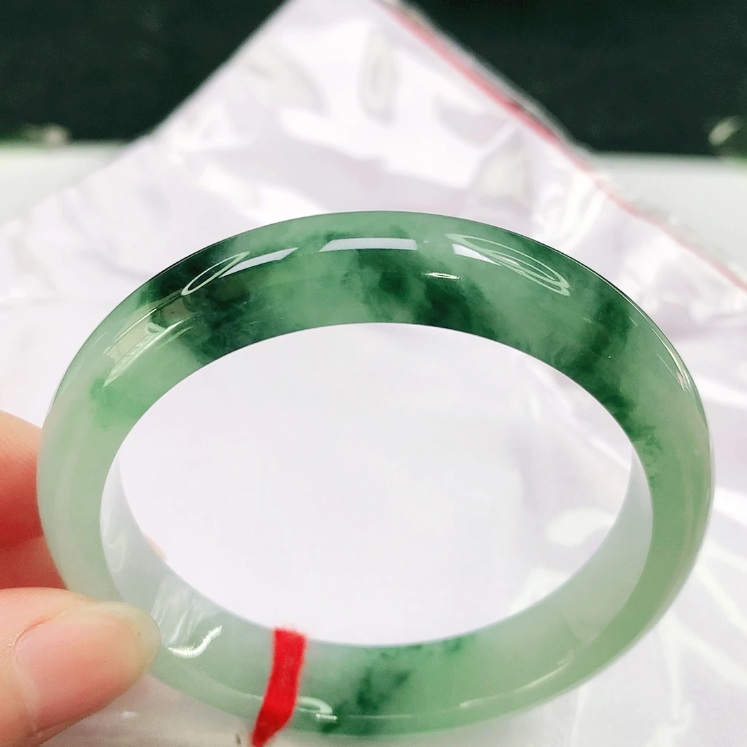 翡翠手镯未镶嵌48 号翡翠手镯