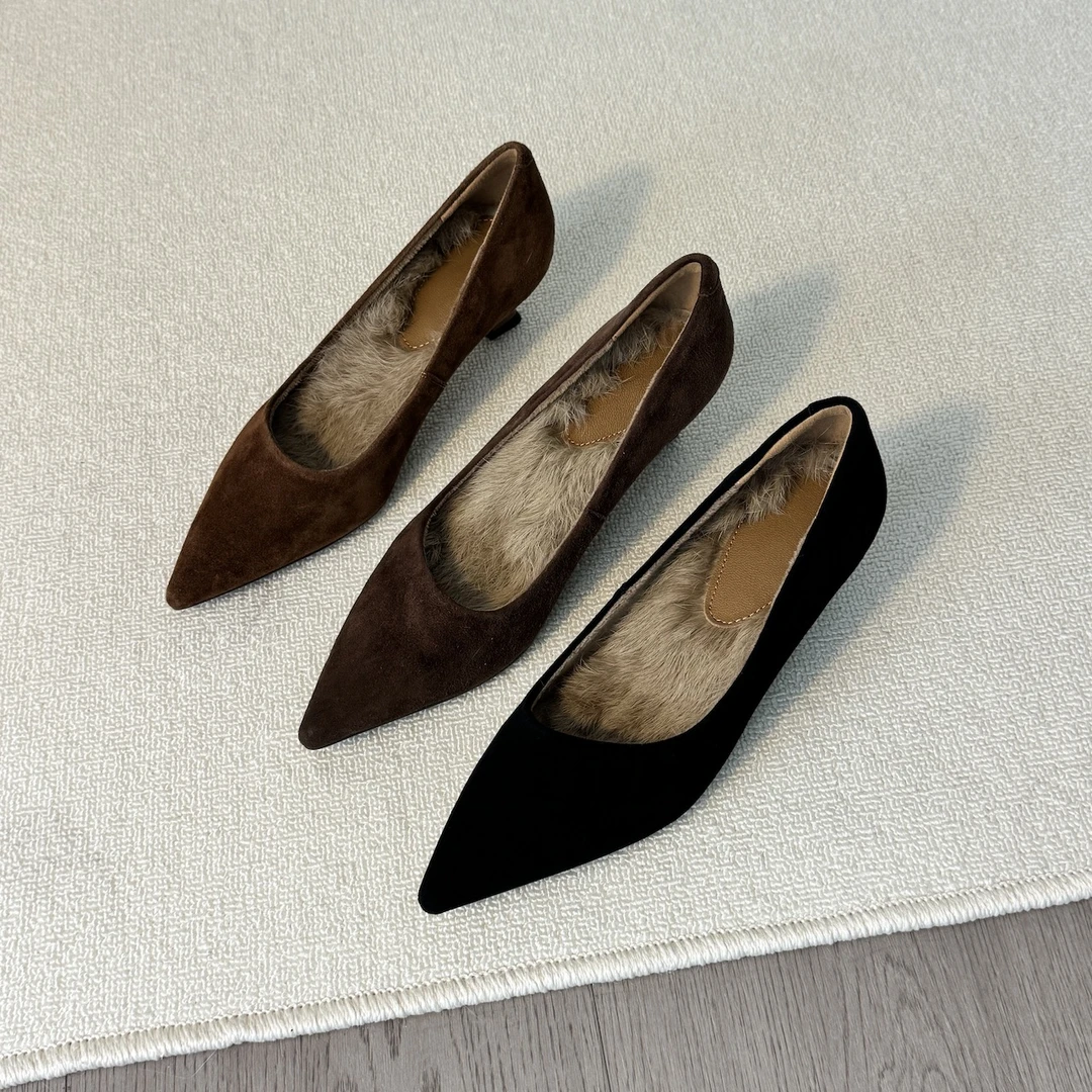 六也「兔毛小猫跟」复古气质优雅真皮尖头通勤浅口保暖皮鞋 L1130