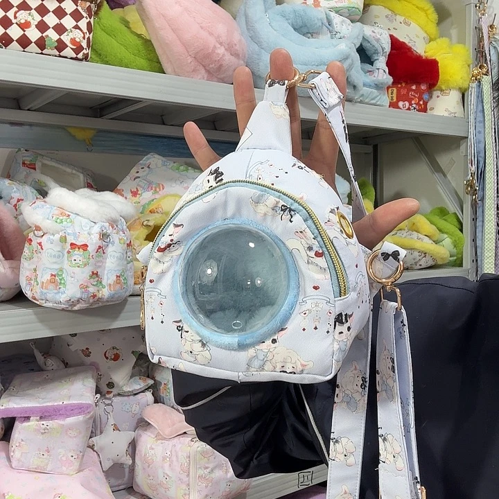 胸包亚克力球1-2只蜜