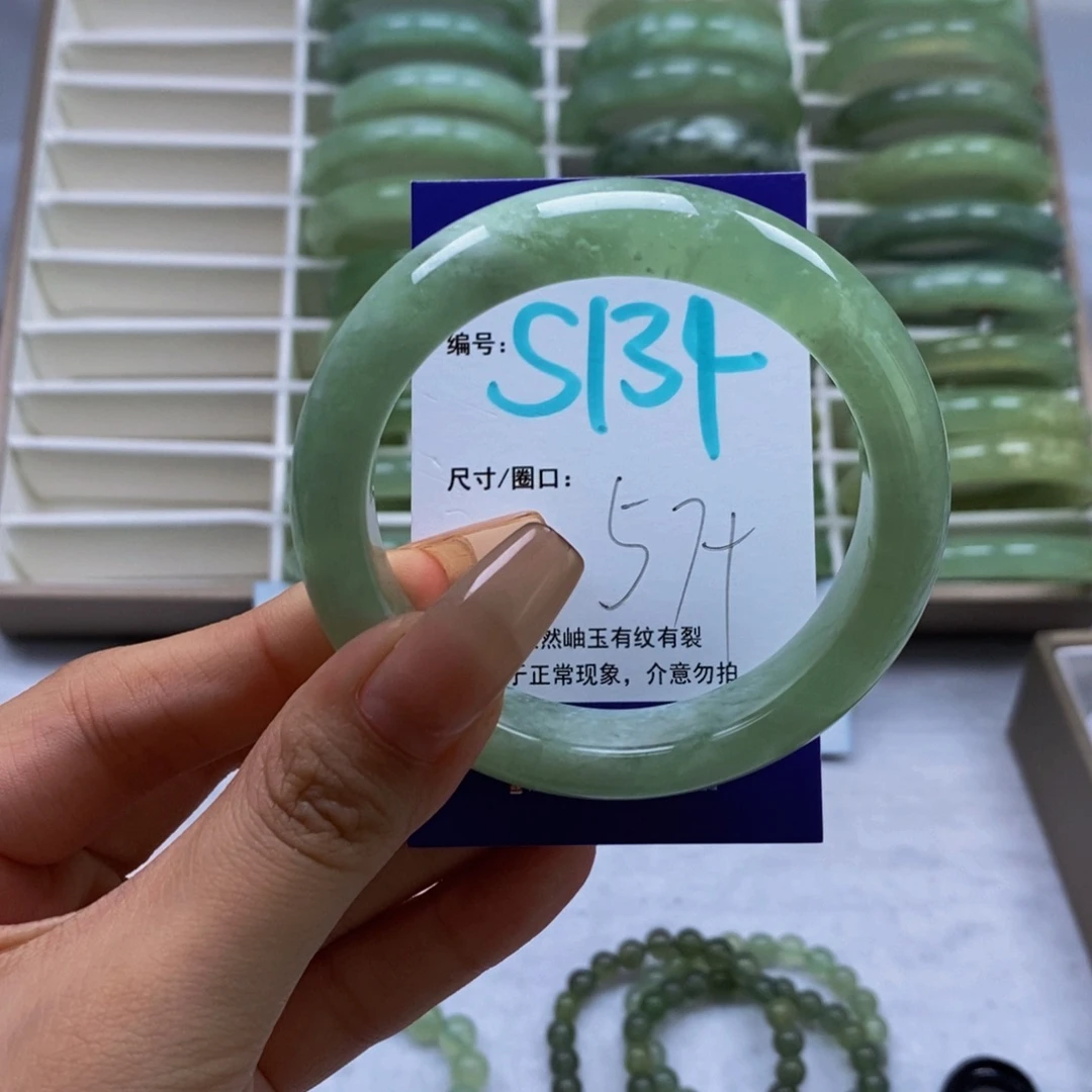 未镶嵌蛇纹石玉手镯