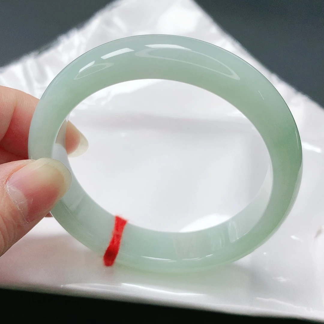 翡翠手镯未镶嵌缅甸天然A货翡翠