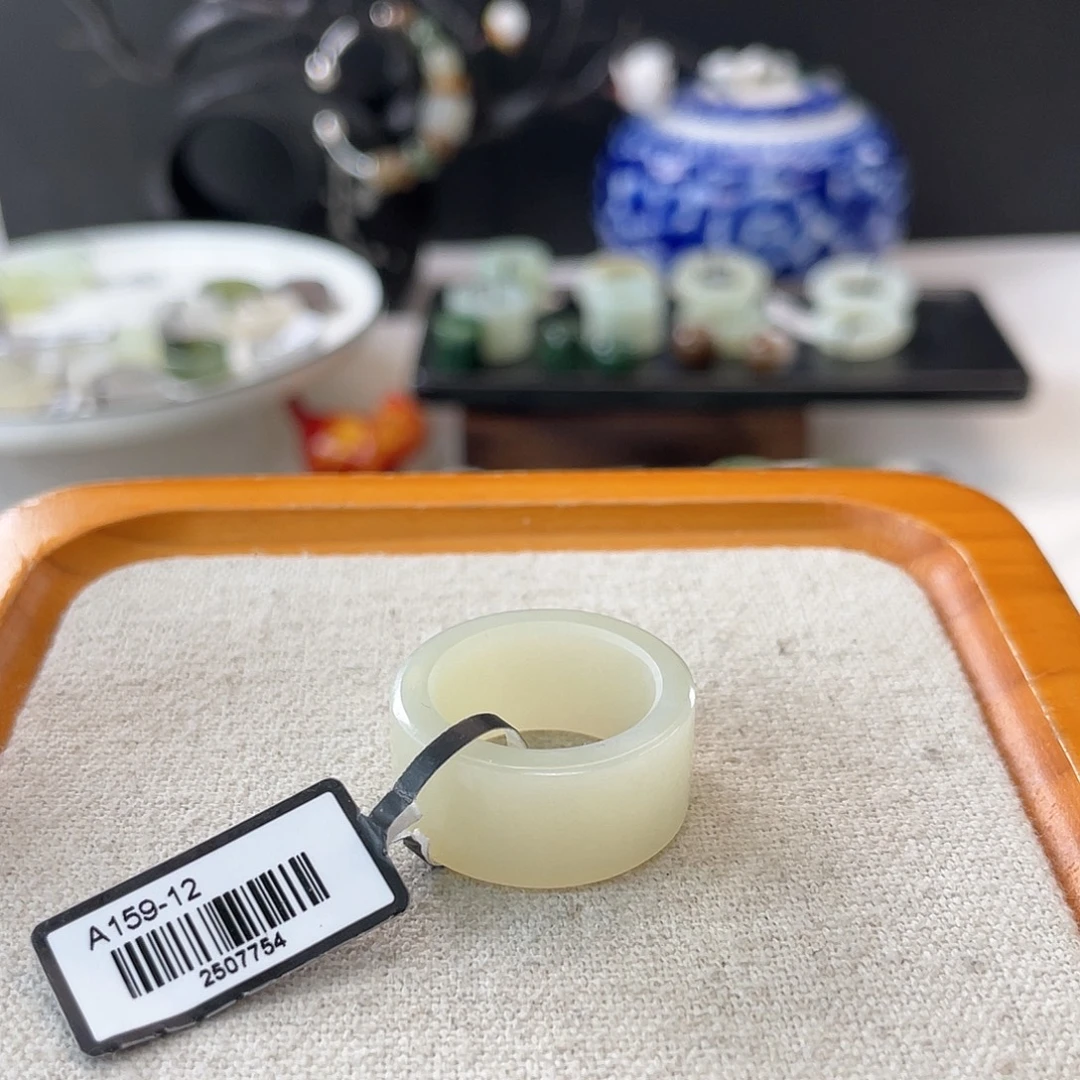 未镶嵌戒指和田玉c71 奶白直切17.6