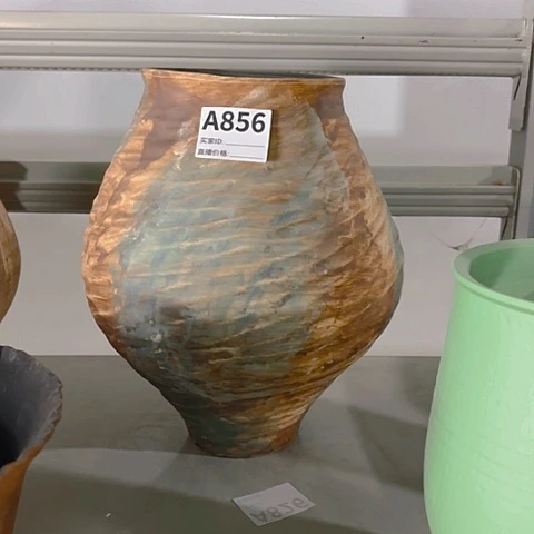 陶瓷小**?哇塞小珑福利花瓶A856