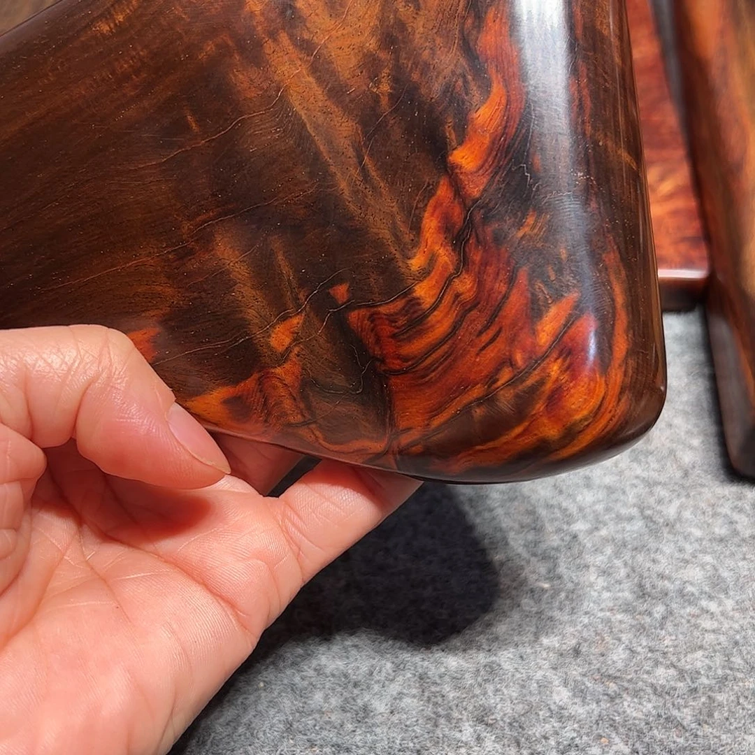 大***安交趾黄檀（大红酸枝）