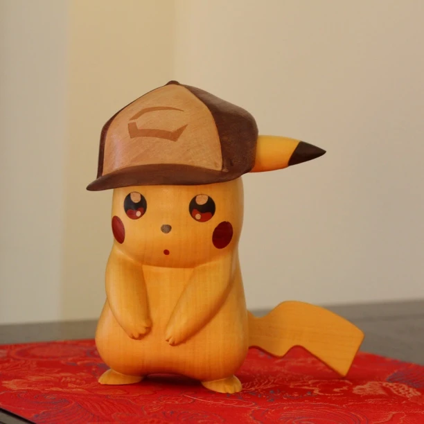 过木不忘 | 实木可爱皮卡丘桌面摆件节日礼物潮玩摆件家居摆件