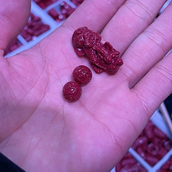 天然辰砂?*?紫金砂貔貅一个六字真言10毫米2颗直接发